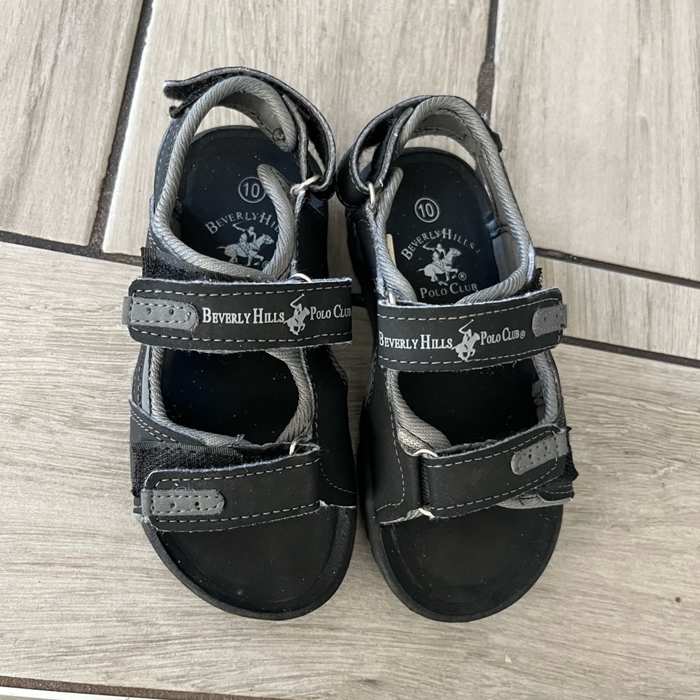 Beverly Hills Polo Club Kids Charcoal Sandals
